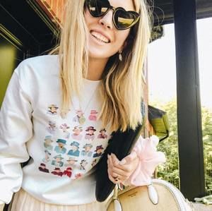 Meet your Posher, Alexandra